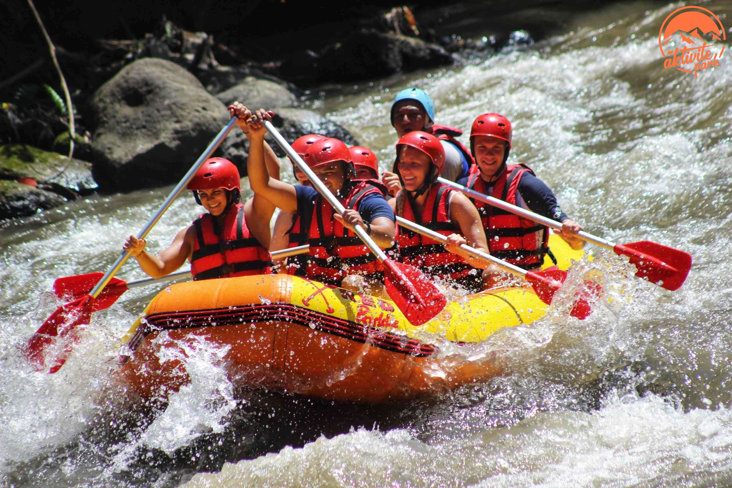 Rize Fırtına Vadisi Rafting